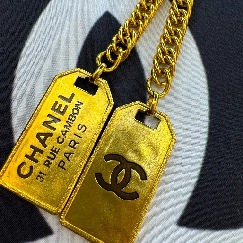 CHANEL 2020 Rue Cambon Tag Lariat Necklace Runway Collection - Picture 3 of 4